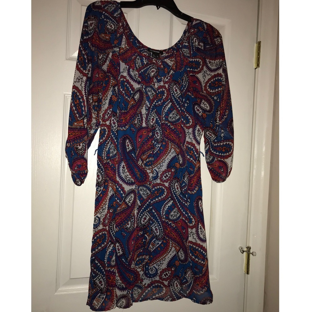 Women’s dress